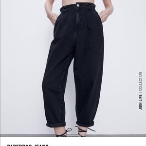 ZARA BLACK PAPERBAG JEANS SZ 2